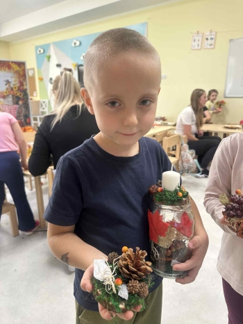 d98e828e-ab58-4045-afbb-849fc6c5e1d4