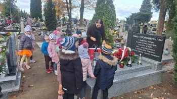 dbb2b1a7-f107-44ac-8e74-bc071b46402a