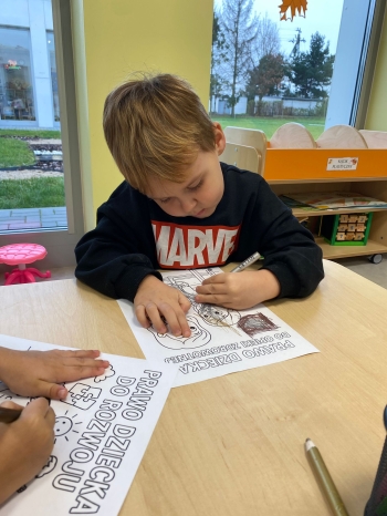 6d4c79e6-aa1f-43bf-9b9e-8c7317419e16