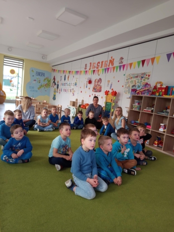 e42d3f56-ac89-4a98-8c14-2804434dab39