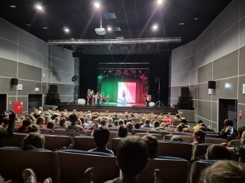 2e35801d-ad3e-43c7-9a00-4224489677b7