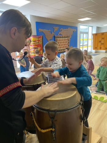 0dc3e8c4-a2df-4764-8d6f-90e496a18f3b