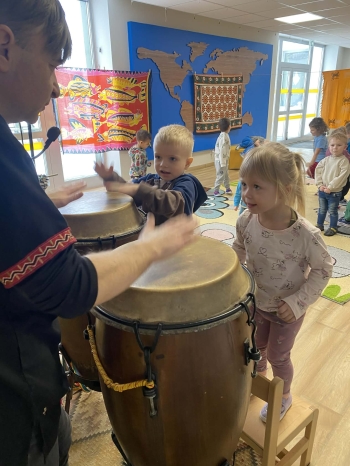 d66a5f99-77a0-45cb-bbbc-fcd79c25fe19