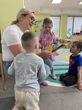 581c80fc-0a7e-41fb-a6e7-3573c8bc6f9e