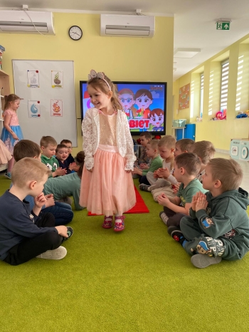 49f1d38b-bdc3-473f-8891-77143c19146c