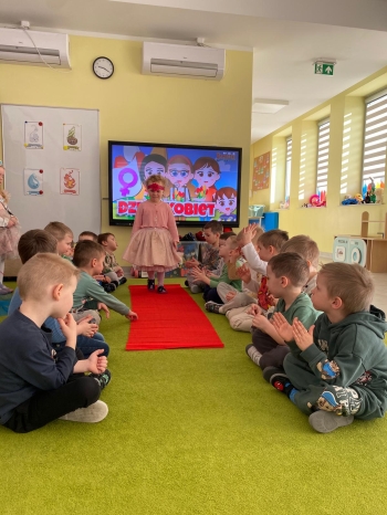 9533c9d4-ae72-4deb-a54c-6f2e57a0c18a