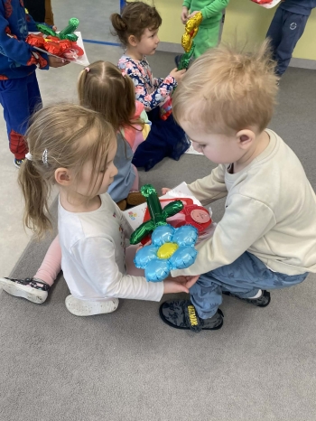 fcc94192-c221-4ce7-baf7-4a6ed637440f