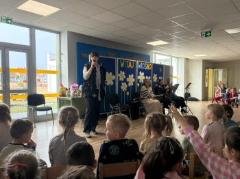 5ac304bf-cd6b-4d62-94a6-17a246555d3e