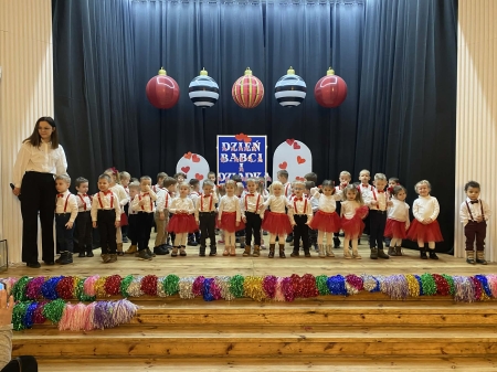 DZIEŃ BABCI I DZIADKA U ''TYGRYSKÓW'' I ''LISKÓW''