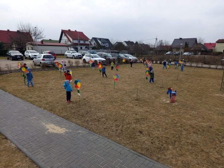 WIOSENNE KWIATY U ''LISKÓW''